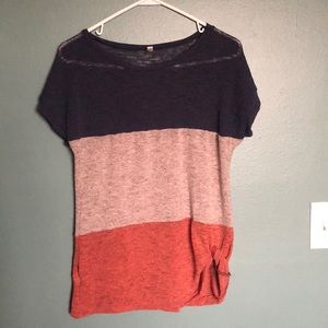 Color block knit top with tie front detail